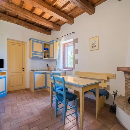 Quiet In With Swimming Pool A Few Kilometers From Rasiglia Sellano