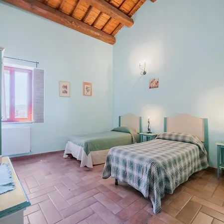 Casa vacanze Quiet In With Swimming Pool A Few Kilometers From Rasiglia Sellano