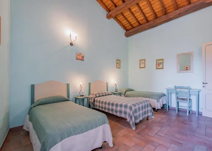 Casa de Férias Quiet In With Swimming Pool A Few Kilometers From Rasiglia Sellano