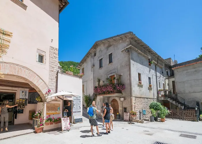 Quiet In With Swimming Pool A Few Kilometers From Rasiglia * Sellano